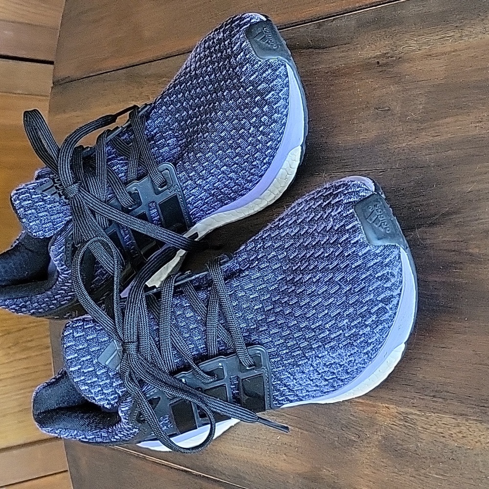 Adidas Women's Energy Boost Athletic Shoe Sz 8.5